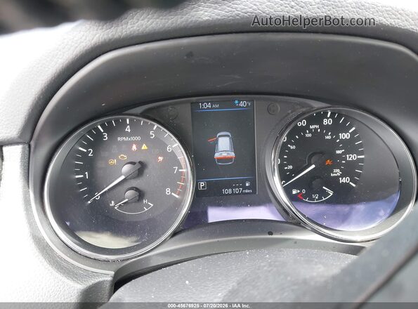 KNMAT2MT8JP605050 2018 NISSAN ROGUE Silver Вид задніх сидінь
