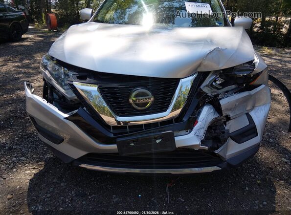 KNMAT2MT8JP617652 2018 NISSAN ROGUE Silver წინა ხედი