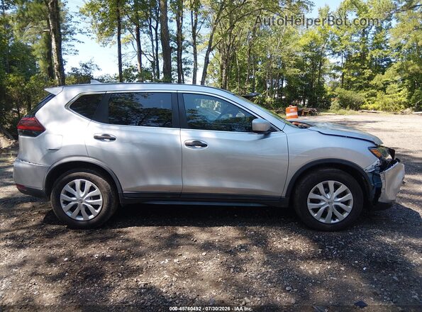 KNMAT2MT8JP617652 2018 NISSAN ROGUE Silver უკანა სალონის ხედი