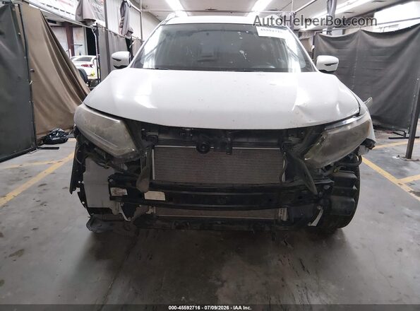 KNMAT2MT9GP606295 2016 NISSAN ROGUE White Front view