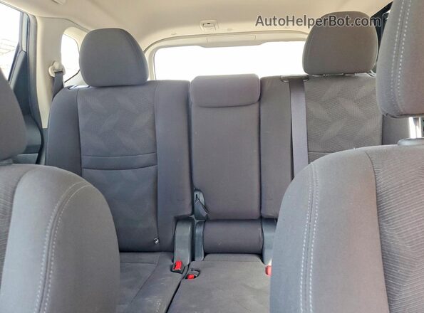 KNMAT2MT9GP667503 2016 NISSAN ROGUE Blue Rear seats view