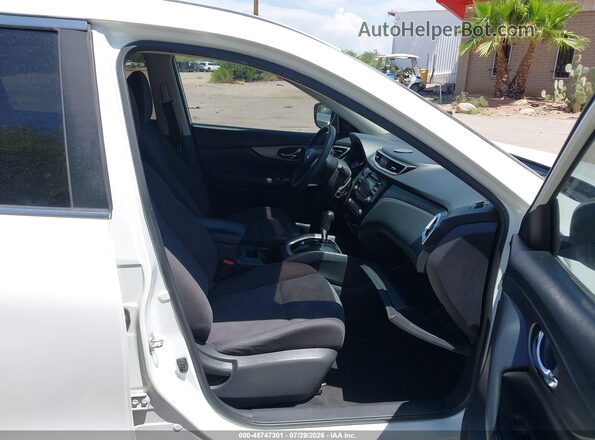 KNMAT2MT9GP691736 2016 NISSAN ROGUE Белый Вид салона спереди