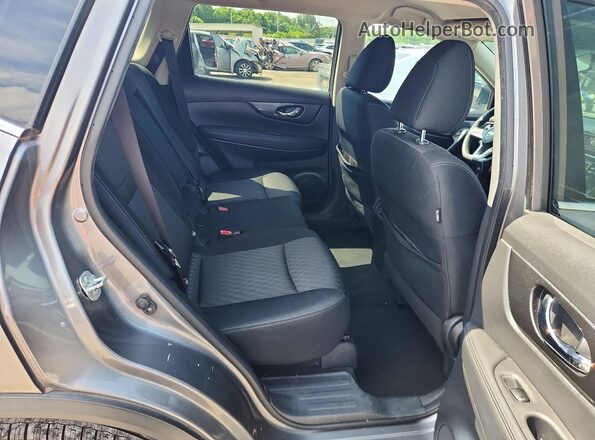KNMAT2MT9HP562641 2017 NISSAN ROGUE Gray Սալոնի հետևի տեսք