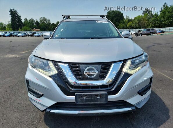 KNMAT2MT9HP574577 2017 NISSAN ROGUE Silver Front view