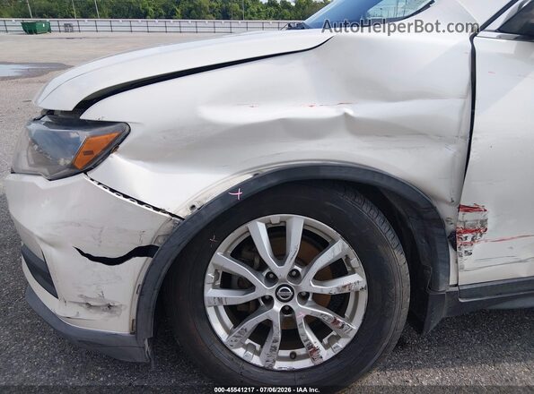 KNMAT2MT9HP585787 2017 NISSAN ROGUE White Դիմացի տեսք
