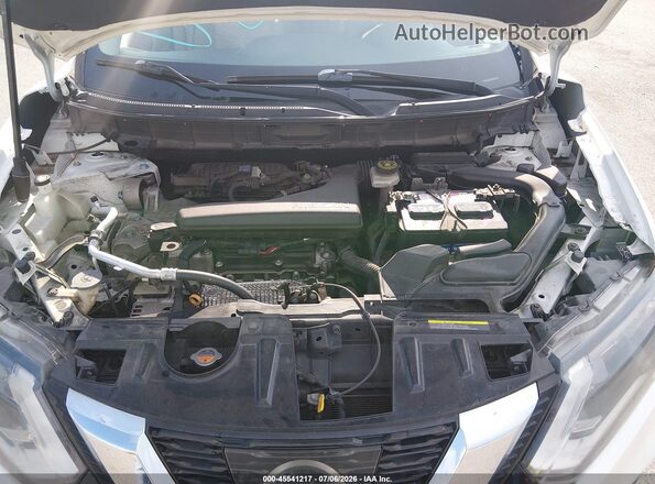 KNMAT2MT9HP585787 2017 NISSAN ROGUE White Հետևի տեսք