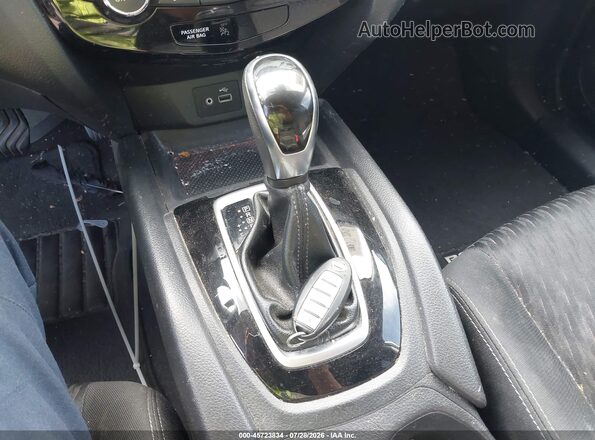 KNMAT2MT9KP509123 2019 NISSAN ROGUE Silver Dashboard view