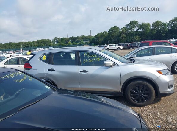 KNMAT2MTXHP509883 2017 NISSAN ROGUE Silver Widok zestawu wskaźników
