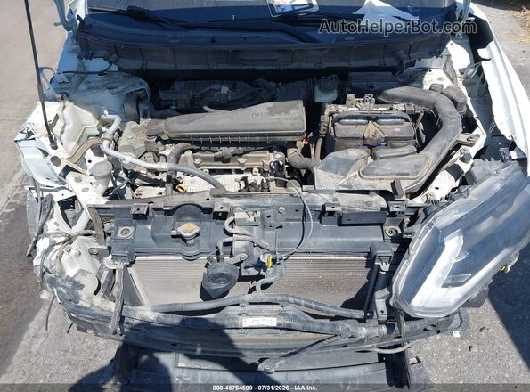 KNMAT2MTXHP564592 2017 NISSAN ROGUE White Rear view