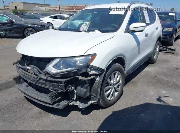 KNMAT2MTXHP564592 2017 NISSAN ROGUE White Front left