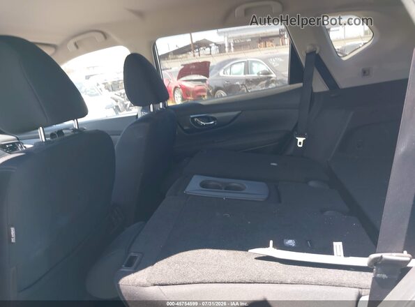 KNMAT2MTXHP564592 2017 NISSAN ROGUE White 