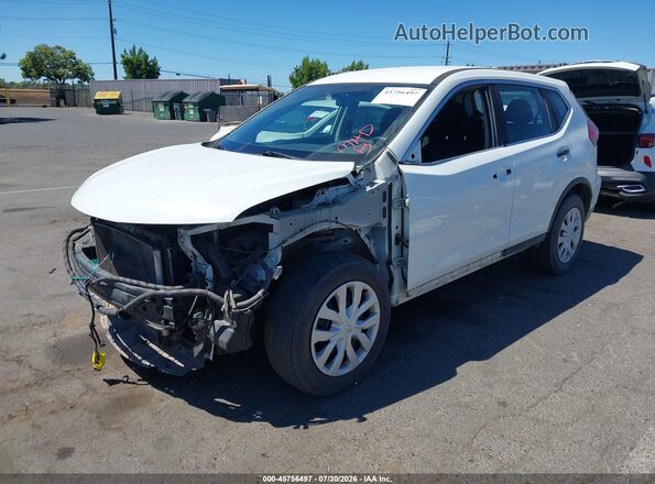 KNMAT2MTXHP577052 2017 NISSAN ROGUE Белый Передняя левая четверть