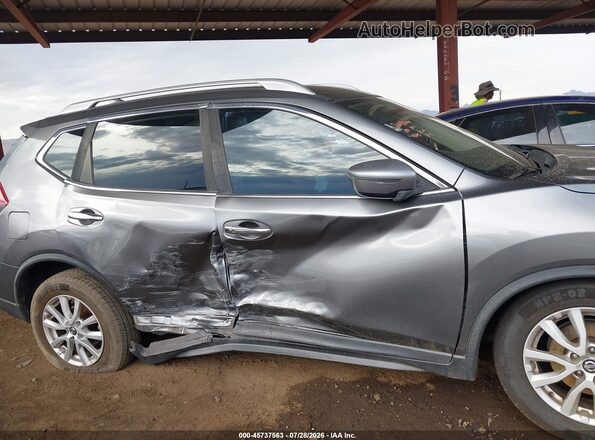 KNMAT2MTXJP524695 2018 NISSAN ROGUE Gray Սալոնի հետևի տեսք