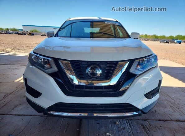 KNMAT2MTXJP537172 2018 NISSAN ROGUE Белый Вид спереди