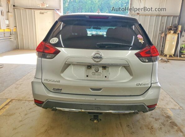 KNMAT2MV0HP578406 2017 NISSAN ROGUE Silver Вид ззаду