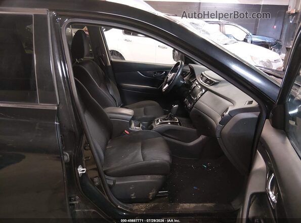 KNMAT2MV0JP589332 2018 NISSAN ROGUE Black Front interior view