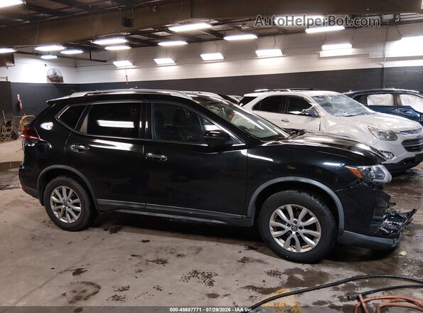 KNMAT2MV0JP589332 2018 NISSAN ROGUE Black Rear interior view
