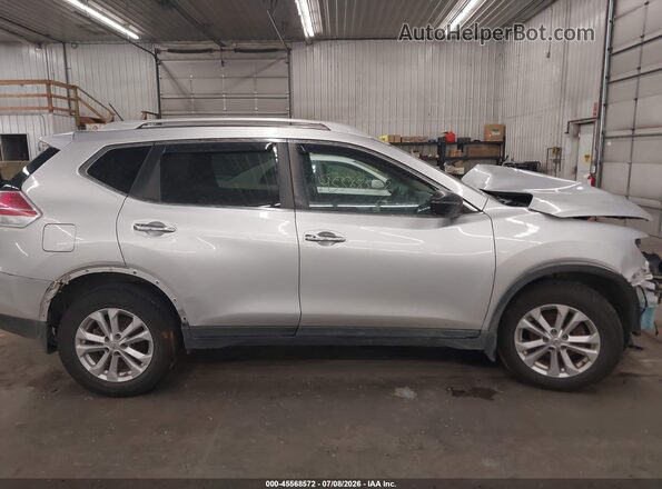 KNMAT2MV1GP594970 2016 NISSAN ROGUE Серебряный Вид задней части салона