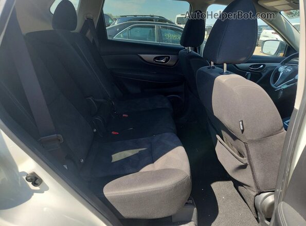 KNMAT2MV1GP725525 2016 NISSAN ROGUE White Вид задніх сидінь