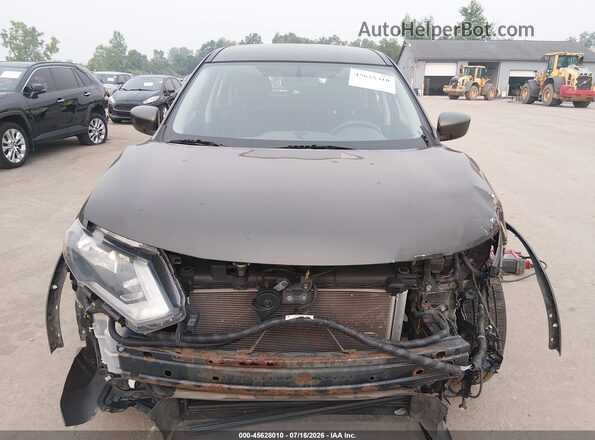 KNMAT2MV1HP567365 2017 NISSAN ROGUE Black Вид задньої частини салону