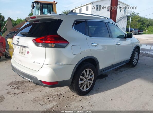 KNMAT2MV1HP572937 2017 NISSAN ROGUE White Задня права чверть