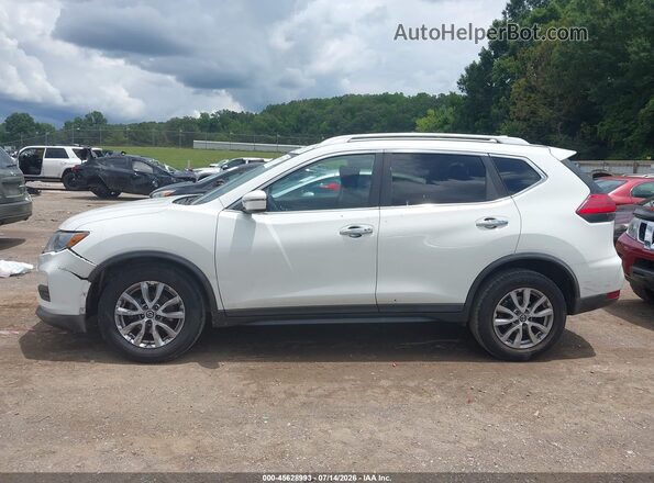 KNMAT2MV1HP582075 2017 NISSAN ROGUE White Vista interior de 360 grados