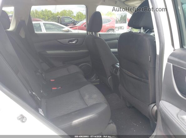 KNMAT2MV1HP582075 2017 NISSAN ROGUE White Vista de la etiqueta del VIN