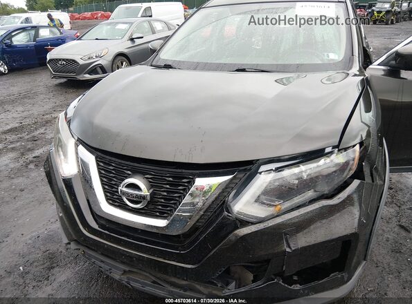 KNMAT2MV1HP599930 2017 NISSAN ROGUE Black Widok z przodu