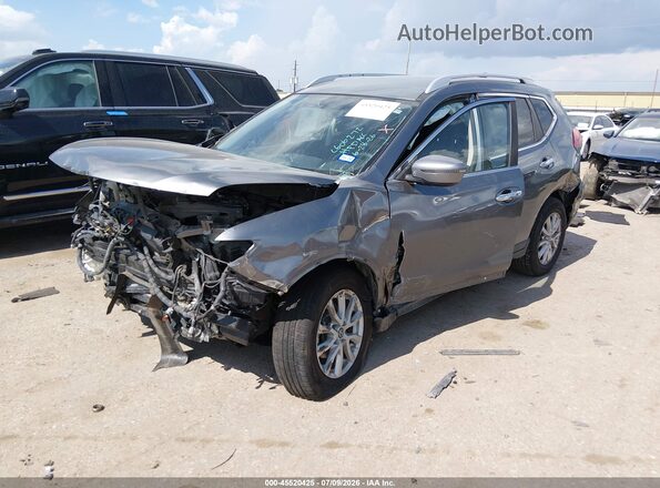 KNMAT2MV1JP559756 2018 NISSAN ROGUE Gray Передня ліва чверть