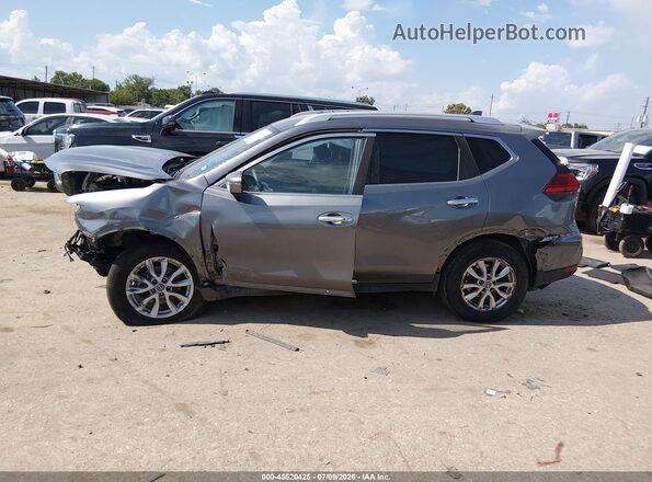 KNMAT2MV1JP559756 2018 NISSAN ROGUE Gray 