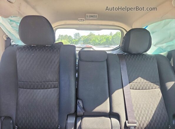 KNMAT2MV1JP562852 2018 NISSAN ROGUE Silver Rear seats view