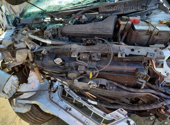 KNMAT2MV1JP565900 2018 NISSAN ROGUE Silver Vista interior trasera