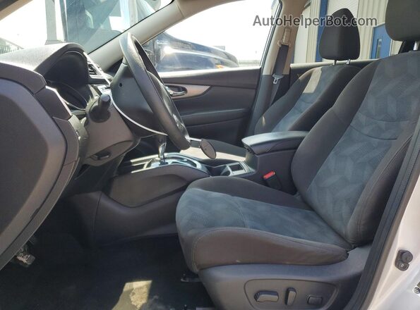 KNMAT2MV2GP631086 2016 NISSAN ROGUE Silver Widok wnętrza z przodu
