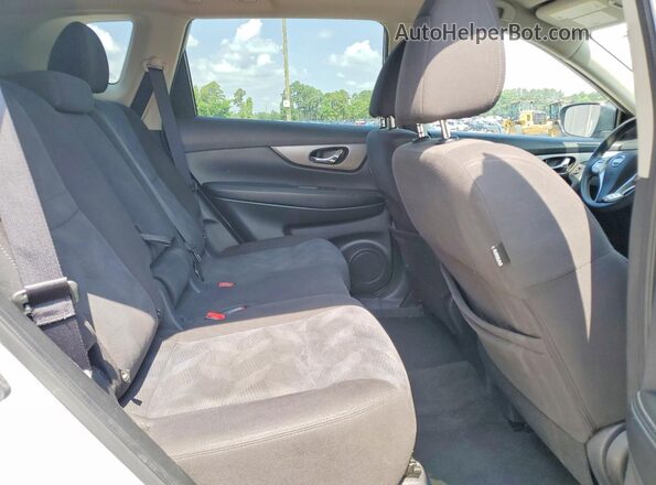 KNMAT2MV2GP631086 2016 NISSAN ROGUE Silver Widok wnętrza z tyłu