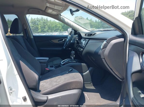 KNMAT2MV2GP713075 2016 NISSAN ROGUE White Widok wnętrza z przodu
