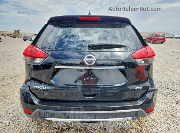 KNMAT2MV2HP506767 2017 NISSAN ROGUE Black Rear view