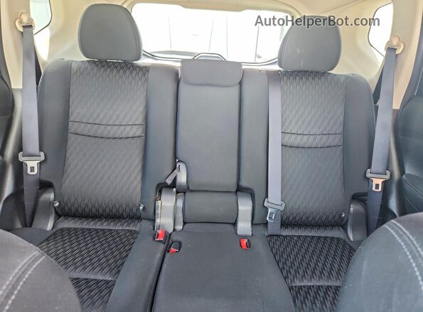 KNMAT2MV2HP552518 2017 NISSAN ROGUE Silver Vista de los asientos traseros