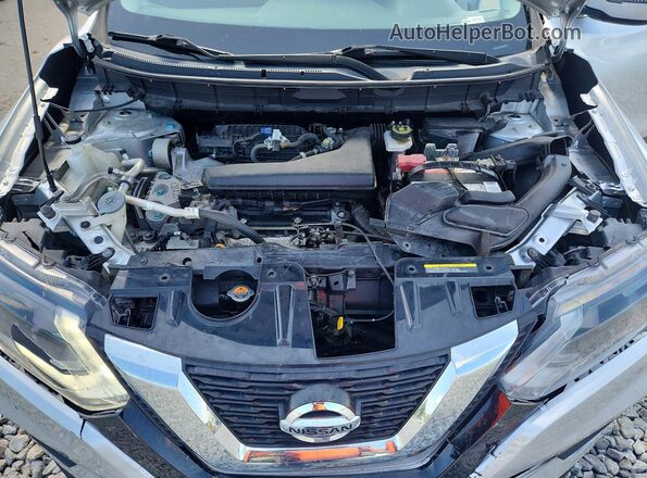 KNMAT2MV2HP552518 2017 NISSAN ROGUE Silver Vista del compartimento del motor