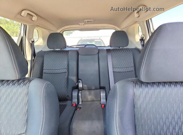KNMAT2MV2HP564250 2017 NISSAN ROGUE White Вид задніх сидінь