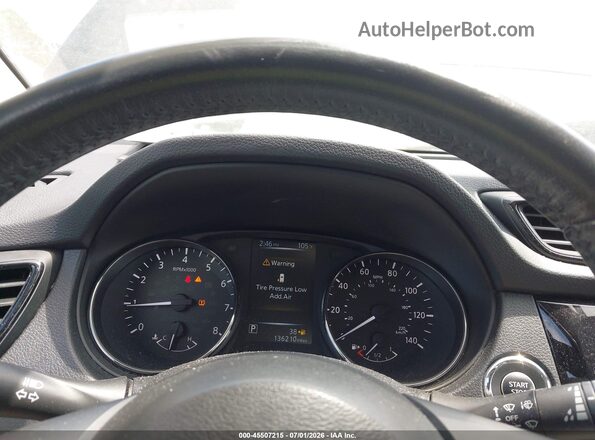 KNMAT2MV2HP566810 2017 NISSAN ROGUE Black უკანა სავარძლების ხედი