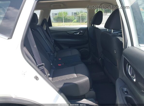 KNMAT2MV2HP566841 2017 NISSAN ROGUE White Вид наклейки з VIN-кодом