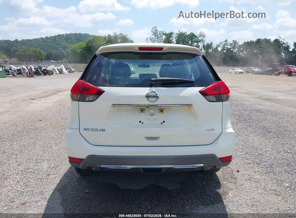 KNMAT2MV2HP566841 2017 NISSAN ROGUE White 