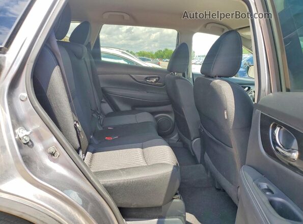 KNMAT2MV2HP578195 2017 NISSAN ROGUE Gray უკანა სალონის ხედი