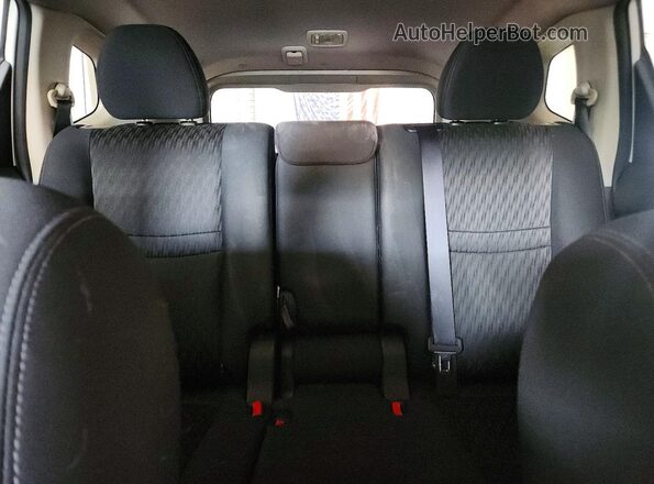 KNMAT2MV2HP578763 2017 NISSAN ROGUE White Vista de los asientos traseros