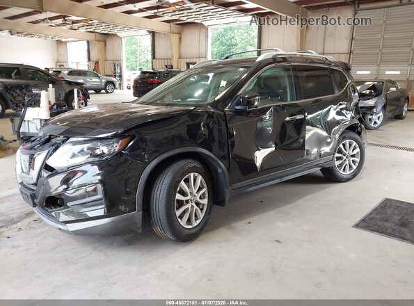 KNMAT2MV2HP581436 2017 NISSAN ROGUE Черный Передняя левая четверть