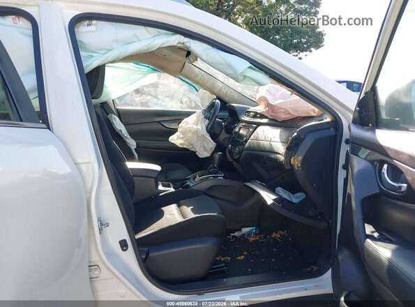 KNMAT2MV2JP515118 2018 NISSAN ROGUE White Սալոնի դիմացի տեսք