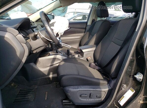 KNMAT2MV2JP591518 2018 NISSAN ROGUE Black Вид салону спереду