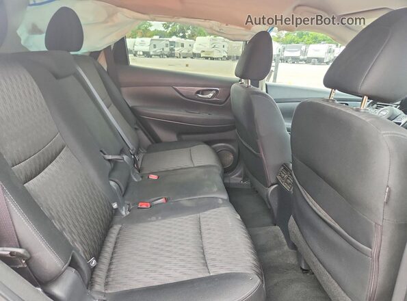 KNMAT2MV2KP508171 2019 NISSAN ROGUE Silver Widok wnętrza z tyłu