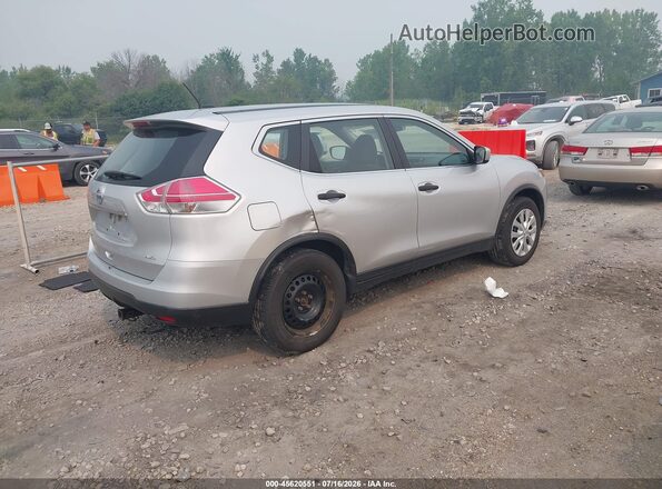 KNMAT2MV3GP688574 2016 NISSAN ROGUE Silver Задня права чверть