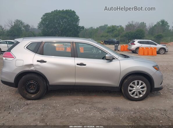 KNMAT2MV3GP688574 2016 NISSAN ROGUE Silver Вид задньої частини салону